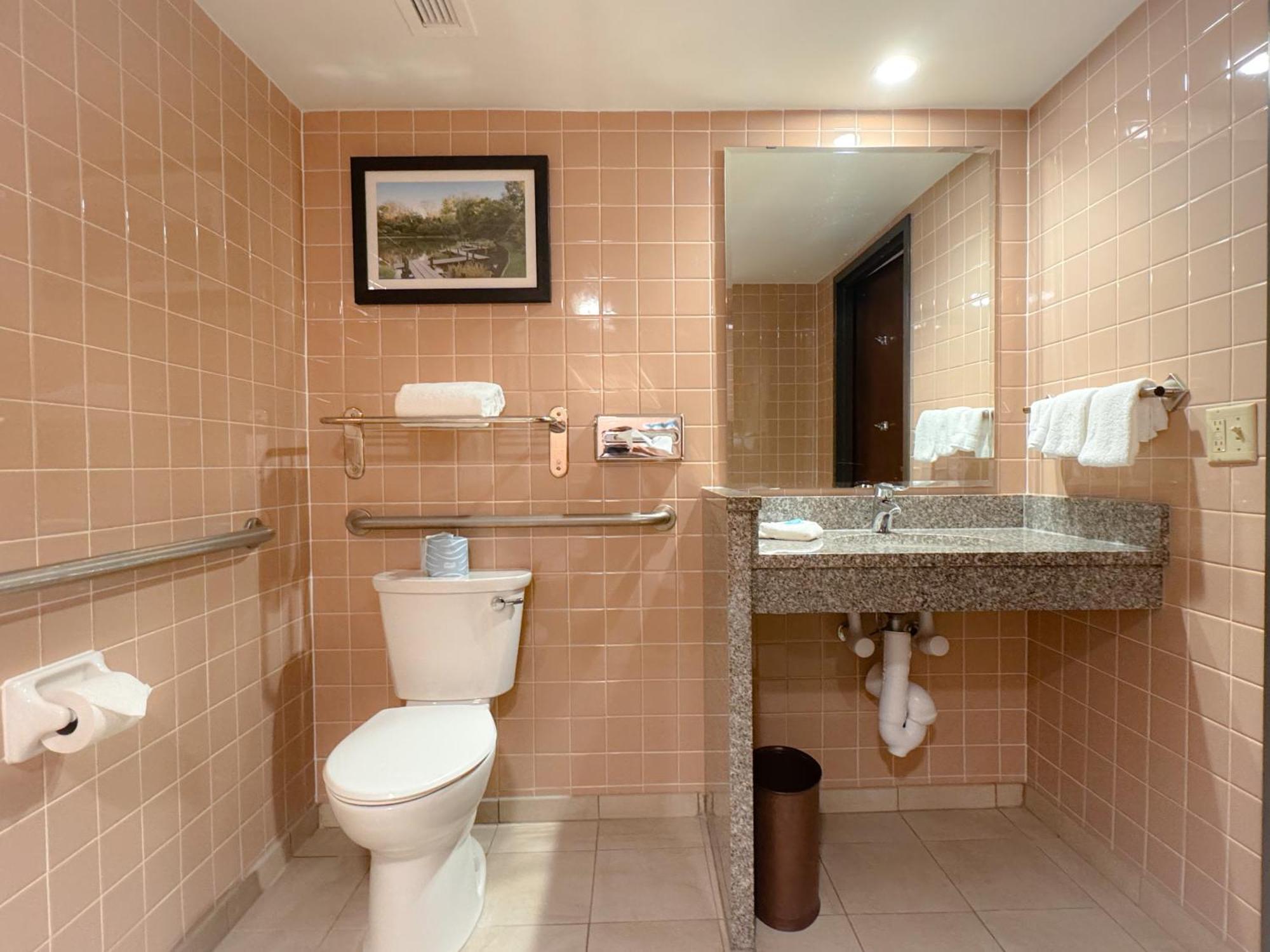 Heritage Inn & Suites St Louis Fenton, Trademark By Wyndham מראה חיצוני תמונה