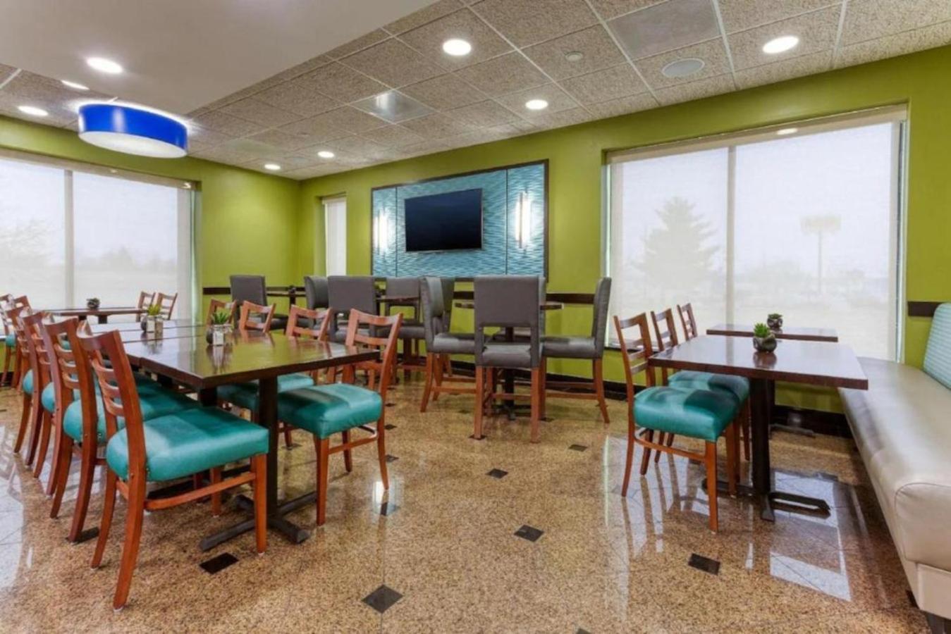 Heritage Inn & Suites St Louis Fenton, Trademark By Wyndham מראה חיצוני תמונה