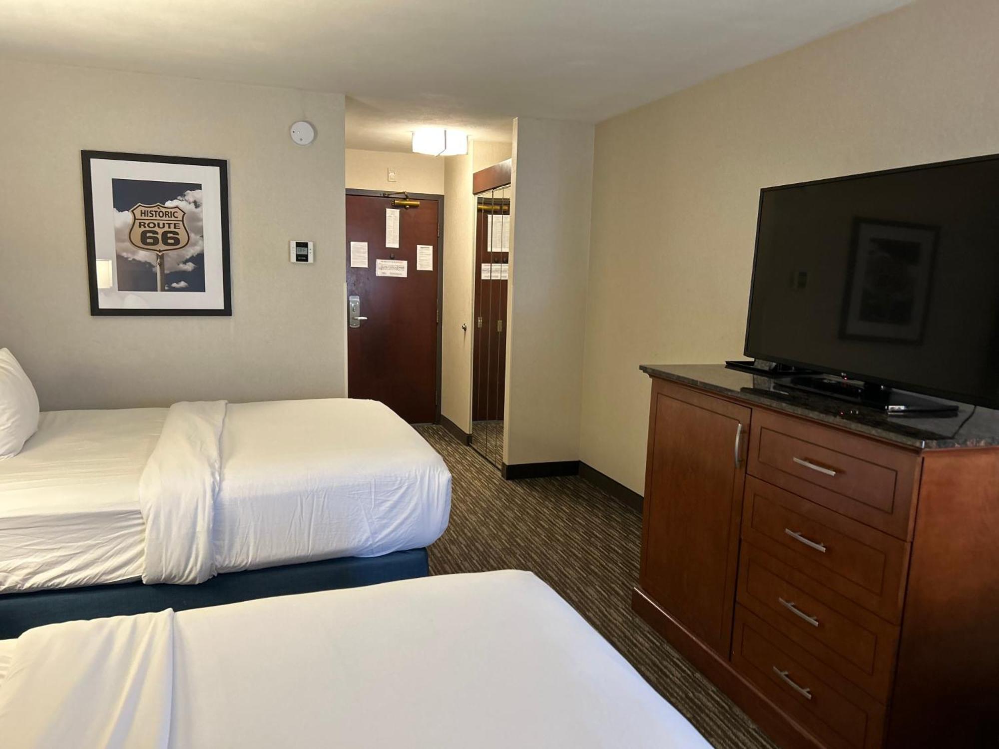 Heritage Inn & Suites St Louis Fenton, Trademark By Wyndham מראה חיצוני תמונה