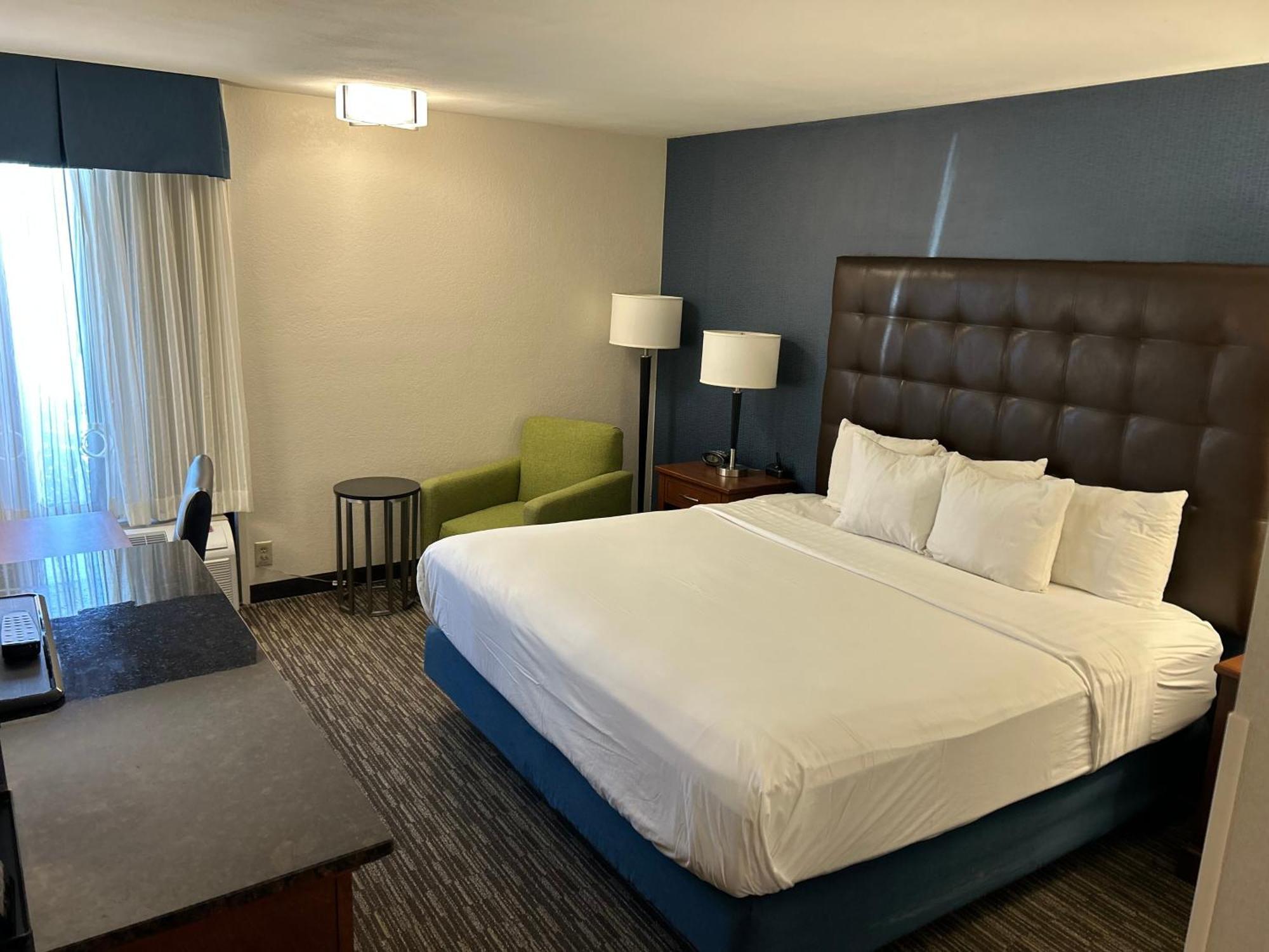 Heritage Inn & Suites St Louis Fenton, Trademark By Wyndham מראה חיצוני תמונה