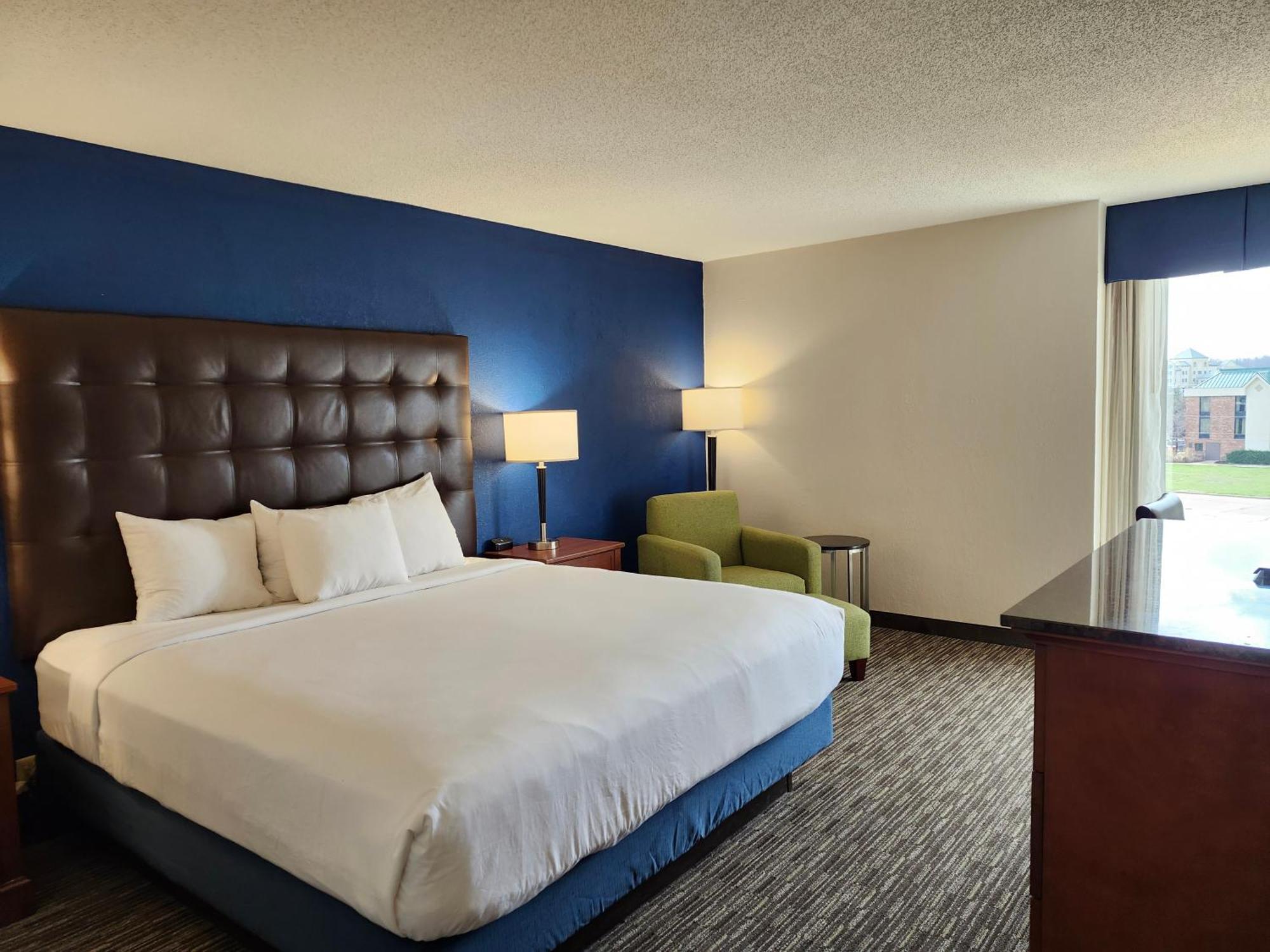 Heritage Inn & Suites St Louis Fenton, Trademark By Wyndham מראה חיצוני תמונה