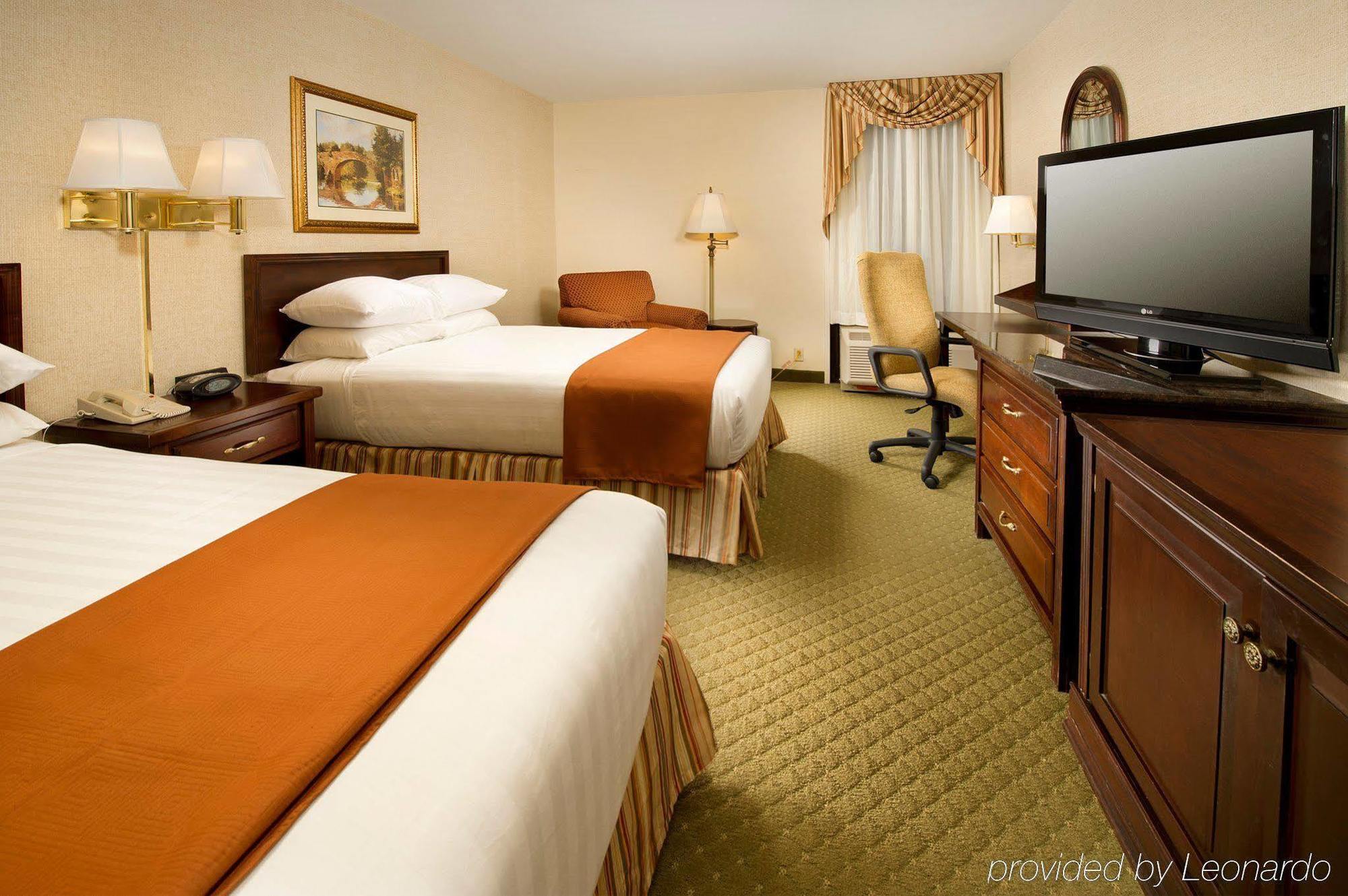 Heritage Inn & Suites St Louis Fenton, Trademark By Wyndham מראה חיצוני תמונה
