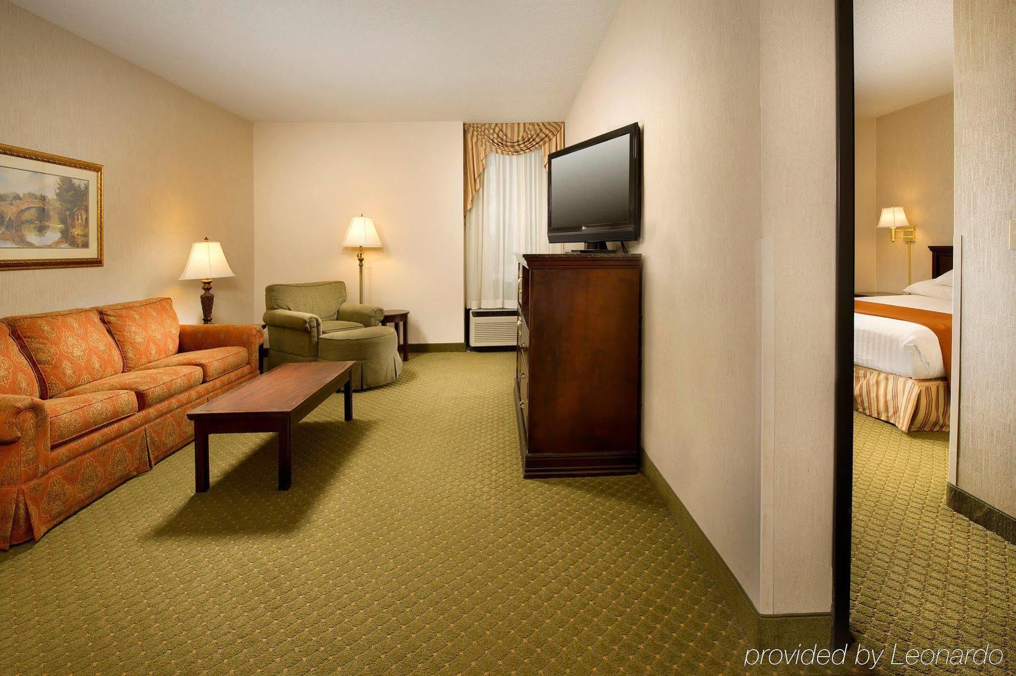 Heritage Inn & Suites St Louis Fenton, Trademark By Wyndham מראה חיצוני תמונה