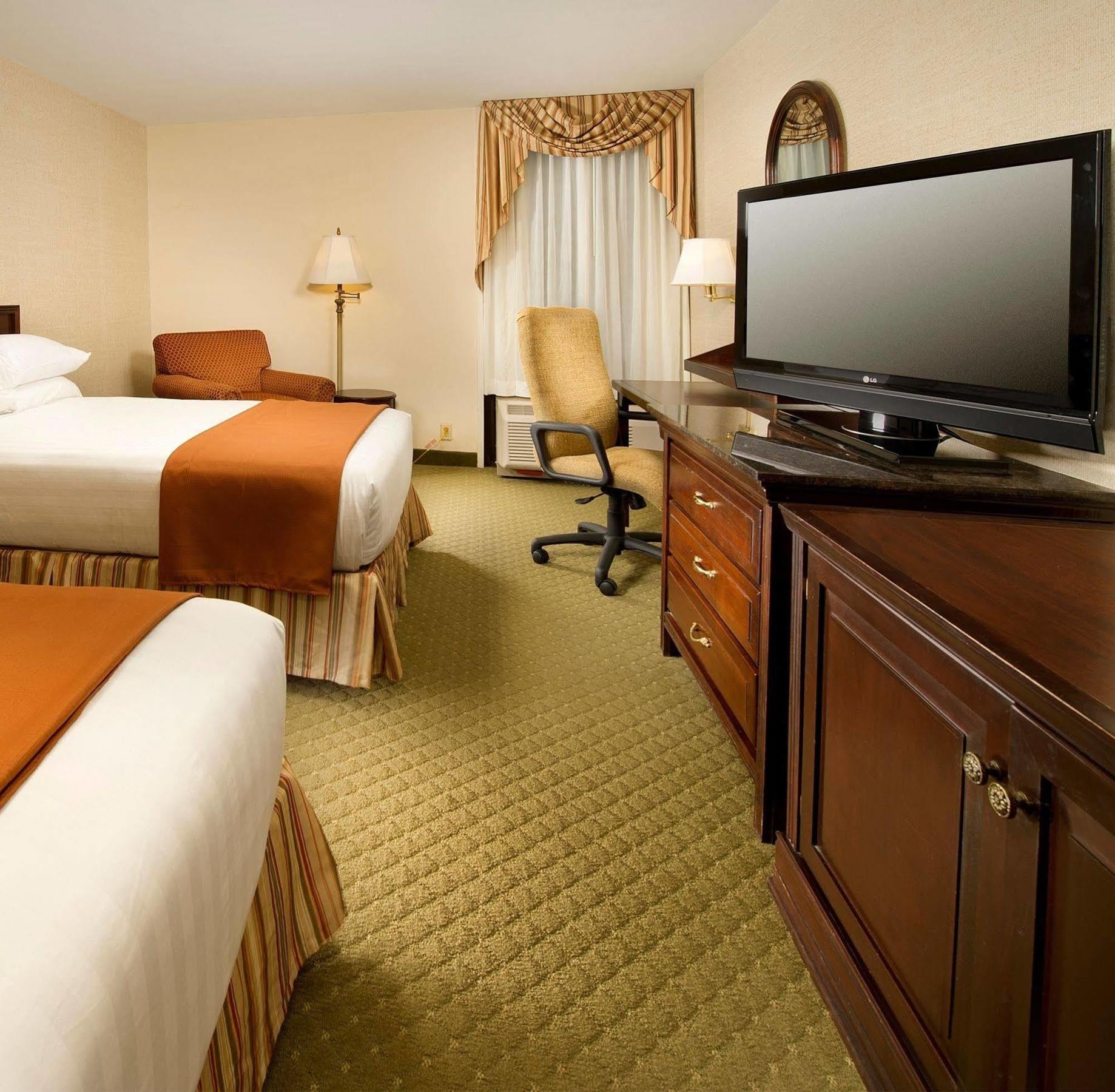 Heritage Inn & Suites St Louis Fenton, Trademark By Wyndham מראה חיצוני תמונה
