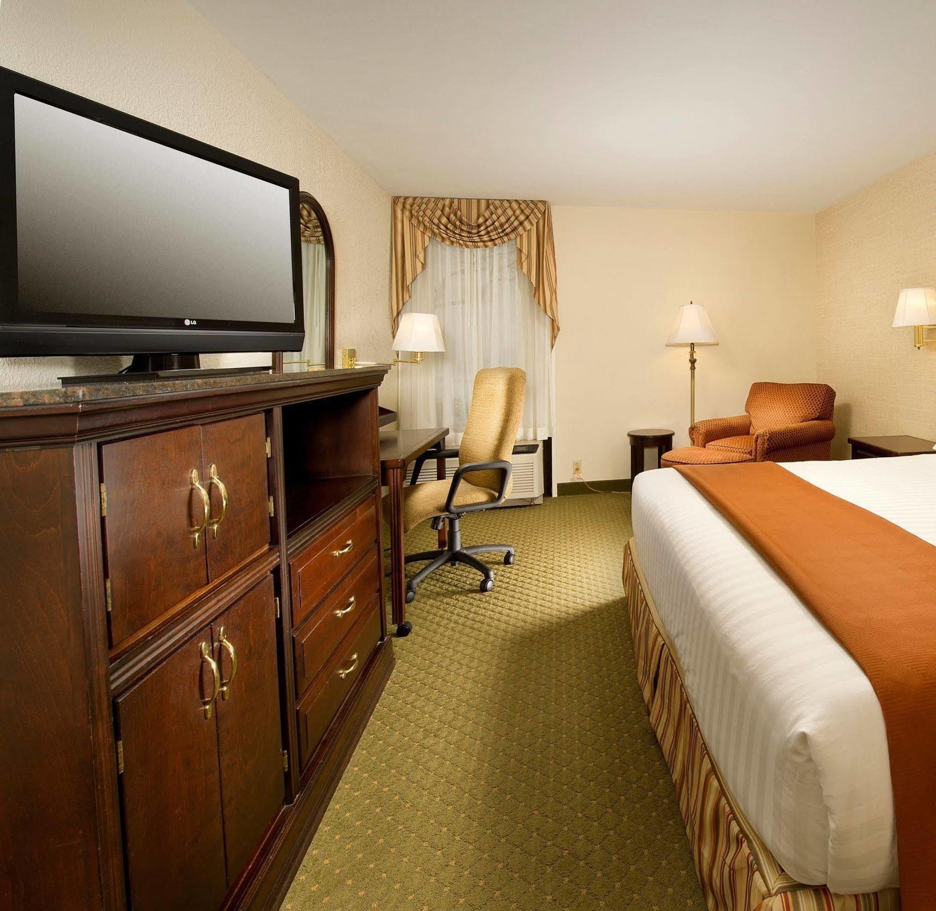 Heritage Inn & Suites St Louis Fenton, Trademark By Wyndham מראה חיצוני תמונה